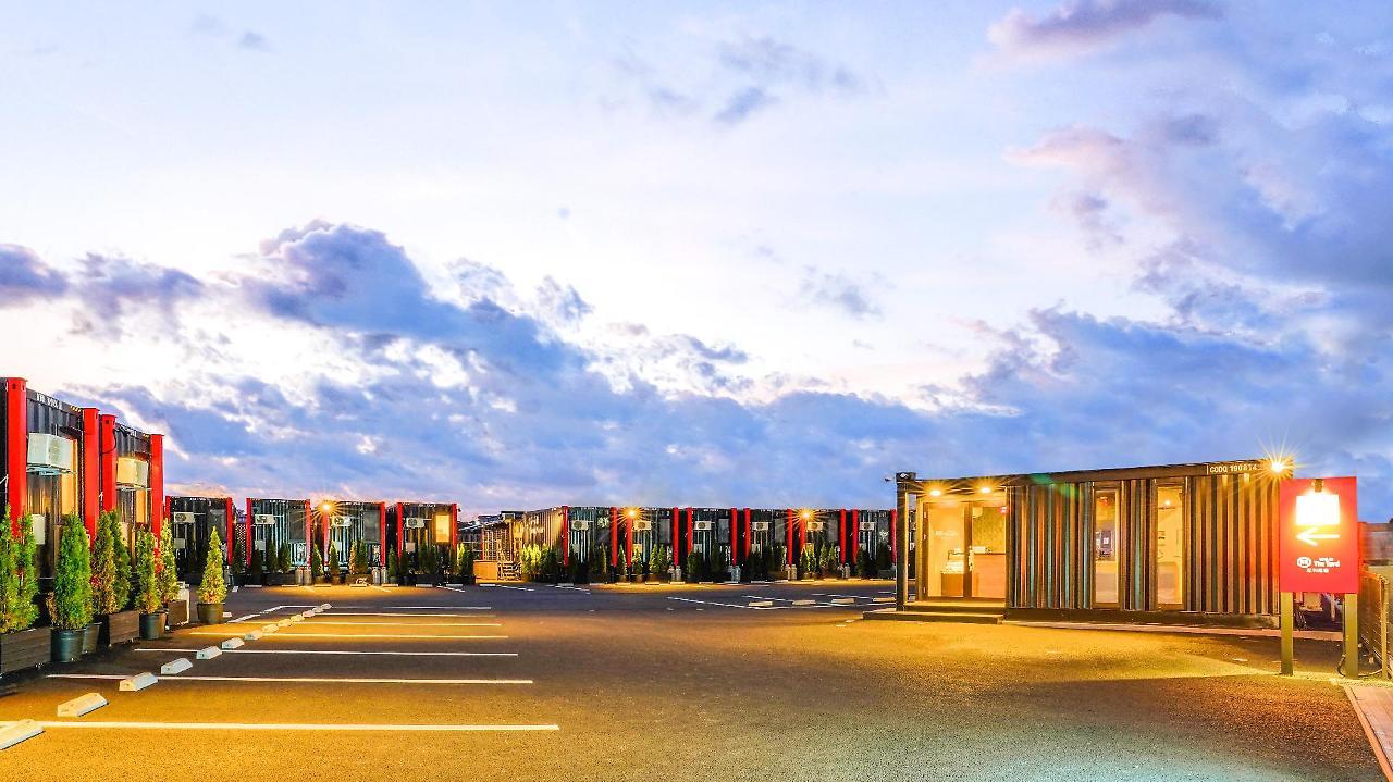 Hotel R9 The Yard Ashikagafukutomi Exterior foto